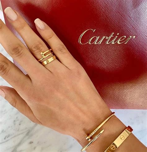 bague cartier clou femme|cartier bracelet c'est quoi.